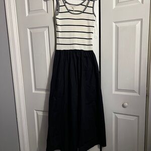 Moon River Black and White Sleeveless Maxi Sundress